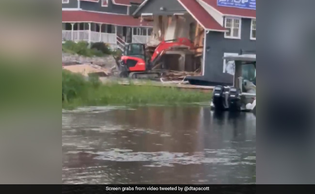 On Camera, Angry Worker Destroys Luxury Homes With Digger After Getting Fired