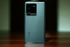 सेल गुरु : वीवो वी 25 प्रो को प्रीमियम मिड रेंज में कौनसे फोन दे रहे हैं टक्कर और क्या है इनमें ख़ास सेल गुरु : वीवो वी 25 प्रो को प्रीमियम मिड रेंज में कौनसे फोन दे रहे हैं टक्कर और क्या है इनमें ख़ास