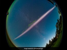 Rare Aurora Occurrence Seen In Sky Above Canada After Solar Storm: Report Rare Aurora Occurrence Seen In Sky Above Canada After Solar Storm: Report