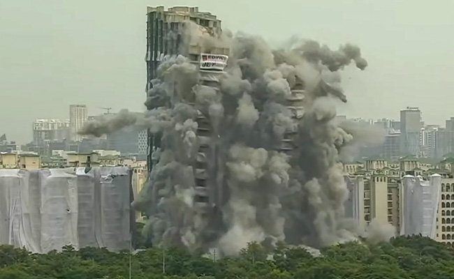 Watch: Jaw-Dropping Drone Footage Of Noida Twin Towers' Demolition