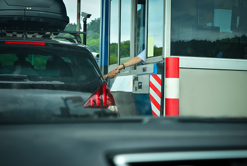 Pay Toll Only For The Distance Travelled. GPS-Based Toll Collection Likely Soon
