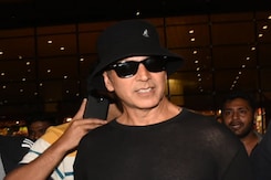 Airport Diaries: अक्षय कुमार निर्देशक आनंद एल राय के साथ आए नज़र Airport Diaries: अक्षय कुमार निर्देशक आनंद एल राय के साथ आए नज़र