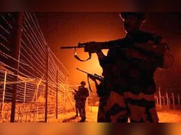 Pakistan Violates Ceasefire Along LoC For 7th Consecutive Night Pakistan Violates Ceasefire Along LoC For 7th Consecutive Night