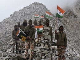 आज़ादी के 75 साल का यूं जश्न मना रहे हैं ITBP के जवान, रिले लॉन्ग रेंज में कर रहे हैं जनसेवा आज़ादी के 75 साल का यूं जश्न मना रहे हैं ITBP के जवान, रिले लॉन्ग रेंज में कर रहे हैं जनसेवा