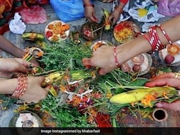 कब है हरतालिका तीज, जानिए अखंड सौभाग्य के लिए रखे जाने वाले इस व्रत की तिथि, महत्व और पूजा विधि कब है हरतालिका तीज, जानिए अखंड सौभाग्य के लिए रखे जाने वाले इस व्रत की तिथि, महत्व और पूजा विधि