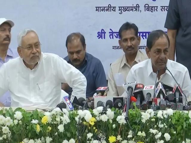 Nitish Kumar Shares Stage With Telangana's KCR, Lashes Out At Centre