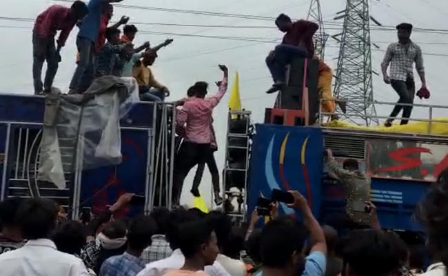 Kanwaria Dies, 3 Injured After Electric Shock Near Indore