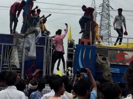 Kanwaria Dies, 3 Injured After Electric Shock Near Indore Kanwaria Dies, 3 Injured After Electric Shock Near Indore