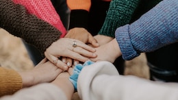 International Friendship Day 2025: Heartwarming Wishes, Quotes & Messages to Celebrate Your True Friends
