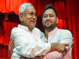"बिहार के लिए विशेष राज्य का दर्जा ही दे दो", तेजस्वी यादव ने BJP के सामने फिर रखी मांग "बिहार के लिए विशेष राज्य का दर्जा ही दे दो", तेजस्वी यादव ने BJP के सामने फिर रखी मांग