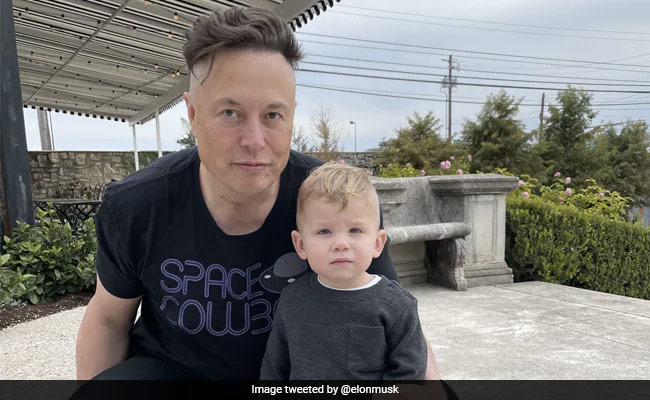 Elon Musk ने बेटे संग शेयर की थ्रोबैक फोटो, गजब लग रही दोनों की हेयर स्टाइल