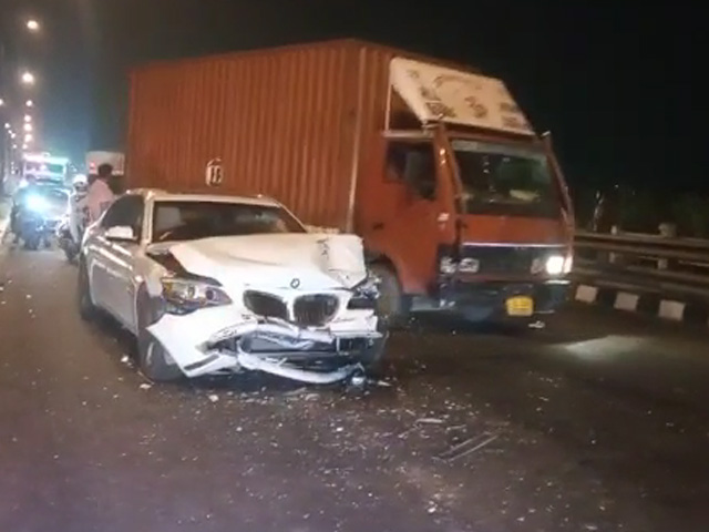 Speeding BMW Hits Several Vehicles In Delhi, 5 Injured: Police