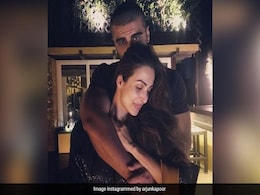 <i>Koffee With Karan 7</i>: Turns Out, Arjun Kapoor Doesn't Have Malaika Arora's Number Saved As... <i>Koffee With Karan 7</i>: Turns Out, Arjun Kapoor Doesn't Have Malaika Arora's Number Saved As...