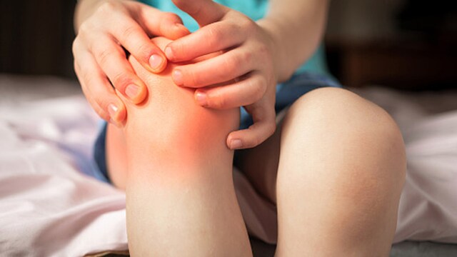 7 Early Signs Of Calcium Deficiency In Young Adults And Its Importance