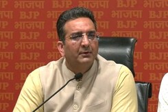 BJP Hits Back At AAP Amid Row Over Manish Sisodia Case BJP Hits Back At AAP Amid Row Over Manish Sisodia Case