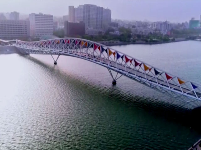 PM Modi Inaugurates Atal Bridge In Ahmedabad