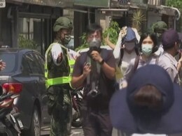 ताइवान ने की मिलिट्री ड्रिल, चीन के खतरे के बीच नागरिकों को युद्ध के लिए दी ट्रेनिंग ताइवान ने की मिलिट्री ड्रिल, चीन के खतरे के बीच नागरिकों को युद्ध के लिए दी ट्रेनिंग