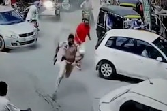 Watch: '<i>Fast And Furious</i>' On Streets Of Punjab. Cops Fire At Fleeing Car Watch: '<i>Fast And Furious</i>' On Streets Of Punjab. Cops Fire At Fleeing Car