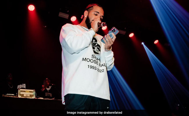 Drake Launches Sidhu Moose Wala Tee To Celebrate Late Singer's "Life And Influence"