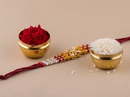 Raksha Bandhan 2022: कैसे शुरू हुआ रक्षाबंधन का त्योहार, यहां पढ़ें पौराणिक कथा Raksha Bandhan 2022: कैसे शुरू हुआ रक्षाबंधन का त्योहार, यहां पढ़ें पौराणिक कथा