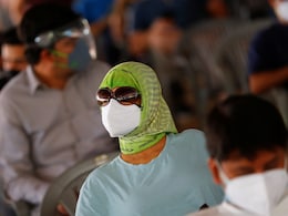 Delhi Covid Spike Raises Hospitalisations, 8-10 Deaths Every Day Delhi Covid Spike Raises Hospitalisations, 8-10 Deaths Every Day