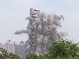 Noida Twin Tower Demolition: नोएडा का टि्वन टावर ध्वस्त, 9 सेकेंड में मलबा बन गईं 40 मंजिला इमारतें Noida Twin Tower Demolition: नोएडा का टि्वन टावर ध्वस्त, 9 सेकेंड में मलबा बन गईं 40 मंजिला इमारतें