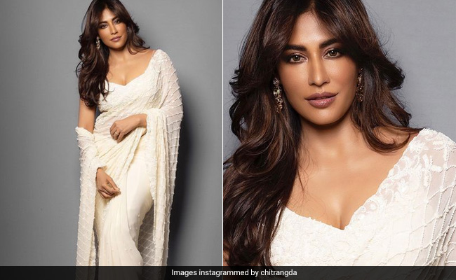 Chitrangda Singh's White <i>Saree</i> Proves You Don't Need Loud Colours For The Festive Season