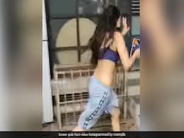 पैपराजी का कैमरा देख मुंह छिपाकर भागने लगीं ये एक्ट्रेस, वीडियो देख फैंस बोले- पकड़ो पकड़ो पैपराजी का कैमरा देख मुंह छिपाकर भागने लगीं ये एक्ट्रेस, वीडियो देख फैंस बोले- पकड़ो पकड़ो