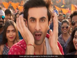 <i>Brahmastra</i> Song <i>Dance Ka Bhoot</i>: Ranbir Kapoor As DJ Shiva At Dussehra Fair <i>Brahmastra</i> Song <i>Dance Ka Bhoot</i>: Ranbir Kapoor As DJ Shiva At Dussehra Fair