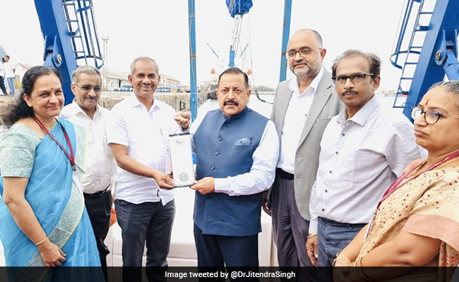 India's First Saline Water Lantern Launched