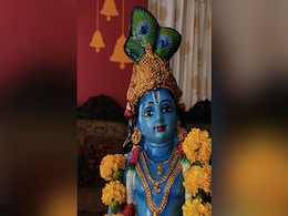 Janmashtami 2022: जन्माष्टमी पर बन रहे हैं अत्यंत दुर्लभ योग, जानें इस दिन क्या करना रहेगा शुभ और मंगलकारी Janmashtami 2022: जन्माष्टमी पर बन रहे हैं अत्यंत दुर्लभ योग, जानें इस दिन क्या करना रहेगा शुभ और मंगलकारी