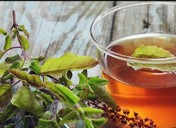 Healthy Diet Tips: 3 Nutritionist-Approved Tips To Detox After Binge-Eating Healthy Diet Tips: 3 Nutritionist-Approved Tips To Detox After Binge-Eating