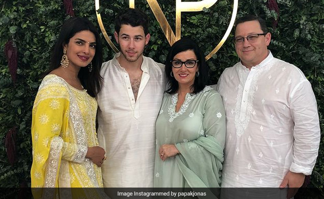 Priyanka Chopra Wishes Nick Jonas' Parents On Their Wedding Anniversary And Sends Love To Joe Jonas On His Birthday