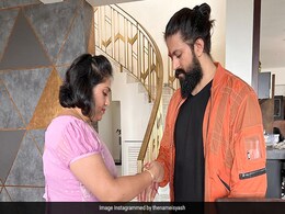 Happy Raksha Bandhan: साउथ के एक्टर्स ने इस अंदाज में मनाया रक्षा बंधन, बहनों के साथ शेयर की खास तस्वीर Happy Raksha Bandhan: साउथ के एक्टर्स ने इस अंदाज में मनाया रक्षा बंधन, बहनों के साथ शेयर की खास तस्वीर