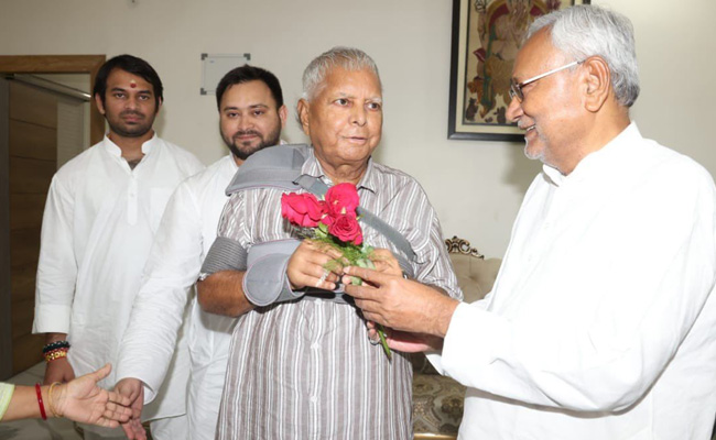 In First Comments After Nitish Kumar's Switch, Lalu Yadav Targets PM Modi