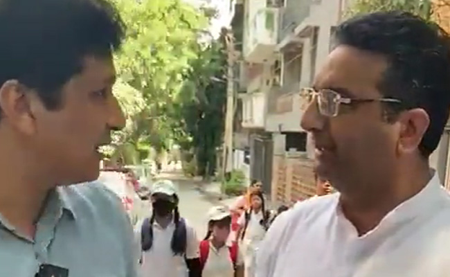 AAP-BJP Verbal Spat Over "List Of 500 New Schools" In Delhi