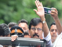 "Tiger Is Back": Uddhav Thackeray's Sena As Sanjay Raut Gets Bail "Tiger Is Back": Uddhav Thackeray's Sena As Sanjay Raut Gets Bail