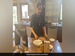 अगर आप भी रोजाना खाना बनाने से पाना चाहती हैं आज़ादी, तो इस महिला ने खोज निकाला है अनूठा तरीका, जानें क्या है वह अगर आप भी रोजाना खाना बनाने से पाना चाहती हैं आज़ादी, तो इस महिला ने खोज निकाला है अनूठा तरीका, जानें क्या है वह