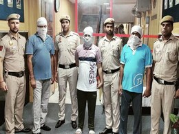 बॉलीवुड की तर्ज पर 'स्पेशल 26' स्टाइल में लूट, नूह नगर परिषद चेयरमैन समेत 7 गिरफ्तार बॉलीवुड की तर्ज पर 'स्पेशल 26' स्टाइल में लूट, नूह नगर परिषद चेयरमैन समेत 7 गिरफ्तार