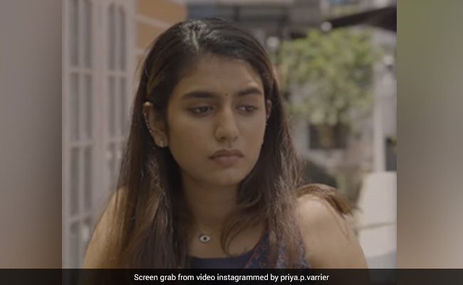 आखिर किस बात से परेशान हैं Priya Prakash Varrier, लेटेस्ट वीडियो में दिखीं काफी उदास फैन्स के यूं आए रिएक्शन