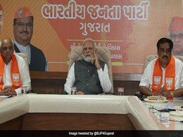 PM Modi Holds Meeting With BJP Leaders In Gujarat Before Concluding Visit PM Modi Holds Meeting With BJP Leaders In Gujarat Before Concluding Visit