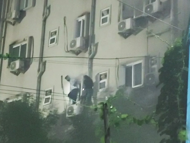 8 Dead In Secunderabad Fire At E-Bike Shop And Hotel, People Seen Jumping