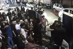 Video: South Delhi Pub's Bouncers Assault Men After Argument Over Entry Video: South Delhi Pub's Bouncers Assault Men After Argument Over Entry