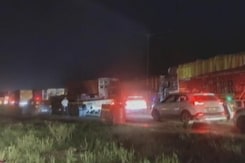 Video: Farmers' Protest Jams Haryana Highway, Hundreds Stuck By Night Video: Farmers' Protest Jams Haryana Highway, Hundreds Stuck By Night