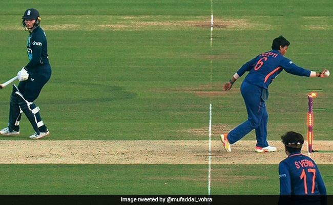 When Delhi Police Used Deepti Sharma Run-Out For Road Safety Message