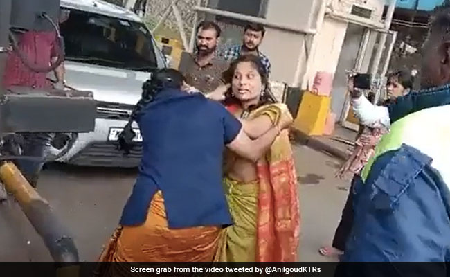 Caught On Camera: Two Women Thrash Each Other During Fight At Nashik Toll Plaza