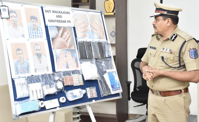 फिंगरप्रिंट बदल कर 'अपराधियों' को दोबारा कुवैत का वीजा दिलाते थे बदामश, पुलिस ने किया गिरफ्तार