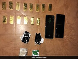 14 Gold Bars Weighing Over 2 Kg Seized From Assam Bus, 2 Arrested: Police 14 Gold Bars Weighing Over 2 Kg Seized From Assam Bus, 2 Arrested: Police