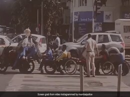 Mumbai Police के इस 'अवतार' ने छू लिया लोगों का दिल, खूब वायरल हो रहा है Video Mumbai Police के इस 'अवतार' ने छू लिया लोगों का दिल, खूब वायरल हो रहा है Video