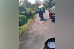 Body Taken on Bike As No Ambulance Available In This Madhya Pradesh Town Body Taken on Bike As No Ambulance Available In This Madhya Pradesh Town